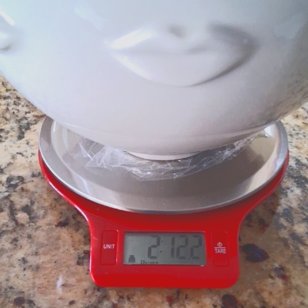 Jonathan Adler White Ceramic Bowl with Lip Design. Muse By: Jonathan Adler Gala. - Picture 15 of 15